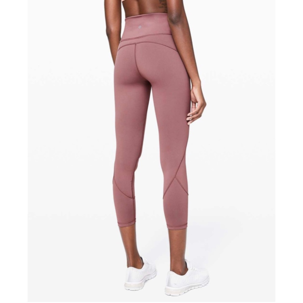 Lululemon Movement Leggings in Everlux